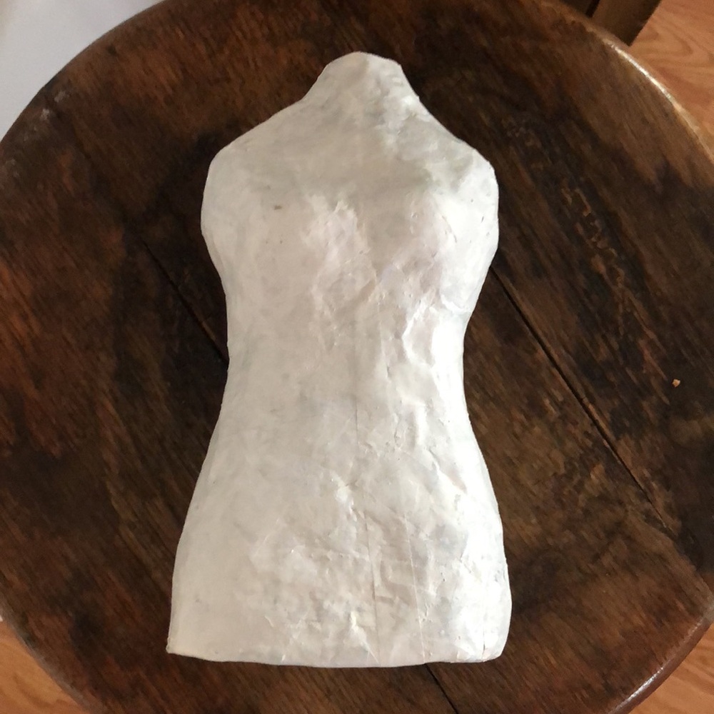 Mini mannequin paper mache - Picture 2 of 9